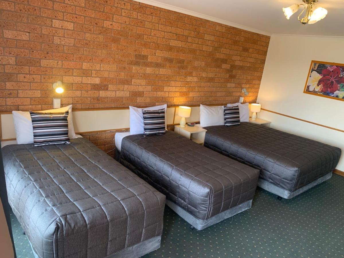 Newell Motor Inn Narrandera Exterior foto
