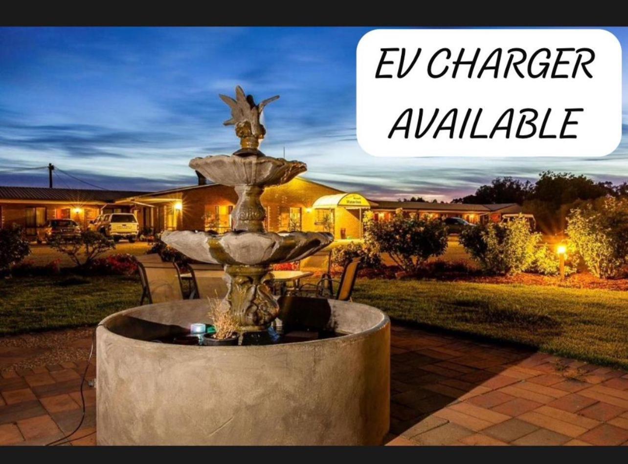Newell Motor Inn Narrandera Exterior foto